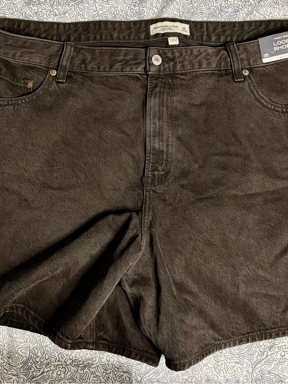 Abercrombie & Fitch Men's Black Denim Loose-Fit Shorts